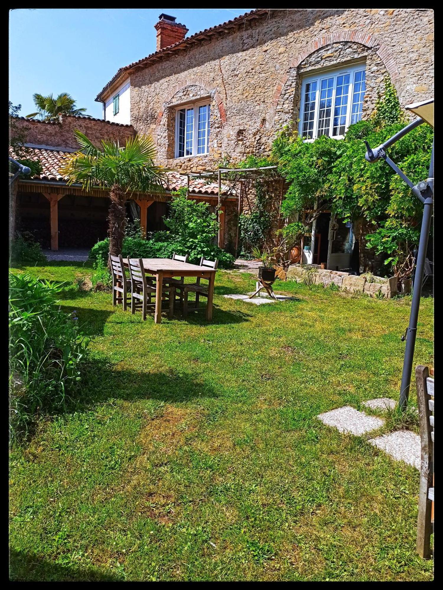 Le Dinanga Bed & Breakfast Leran Exterior photo