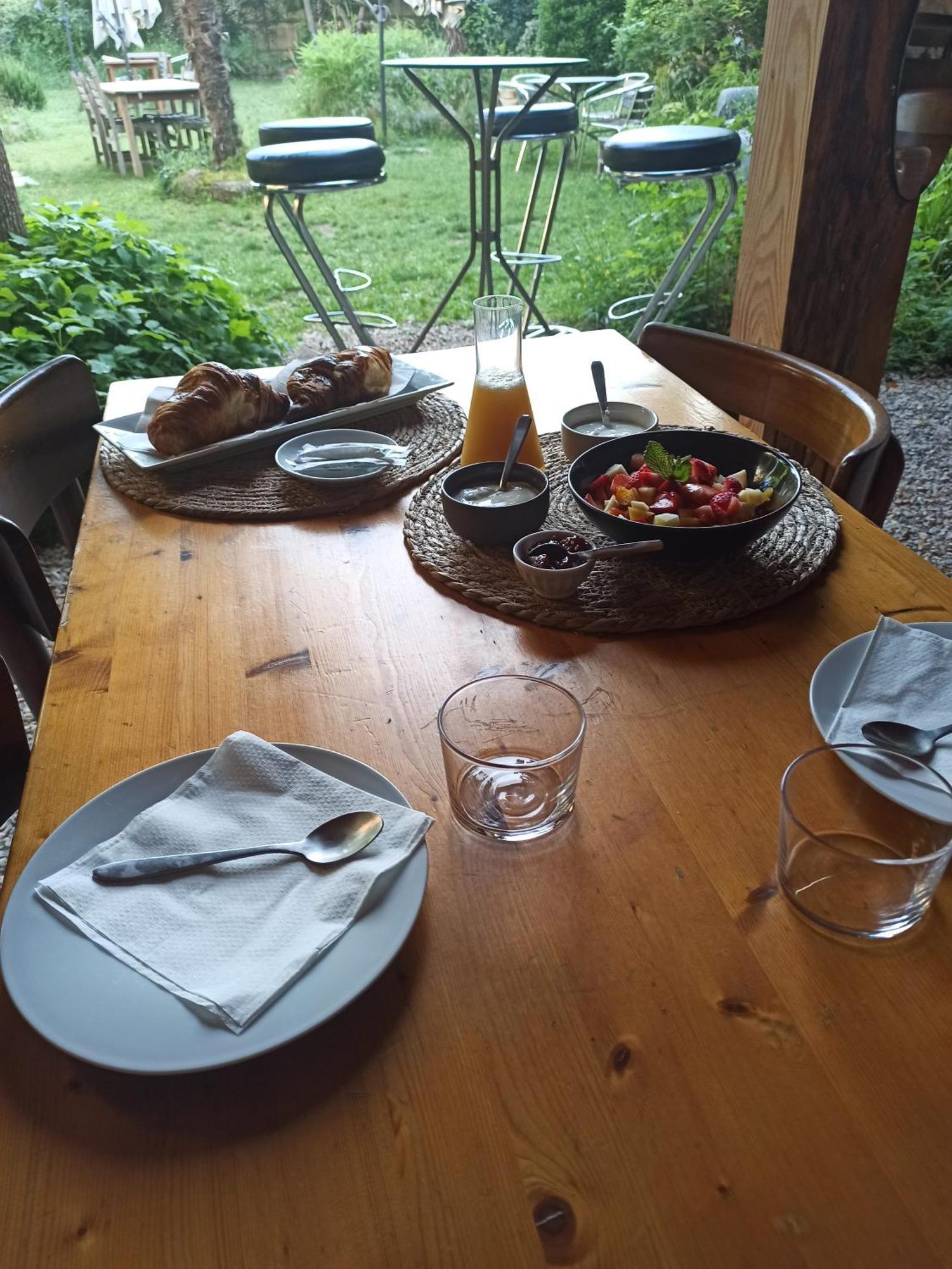 Le Dinanga Bed & Breakfast Leran Exterior photo